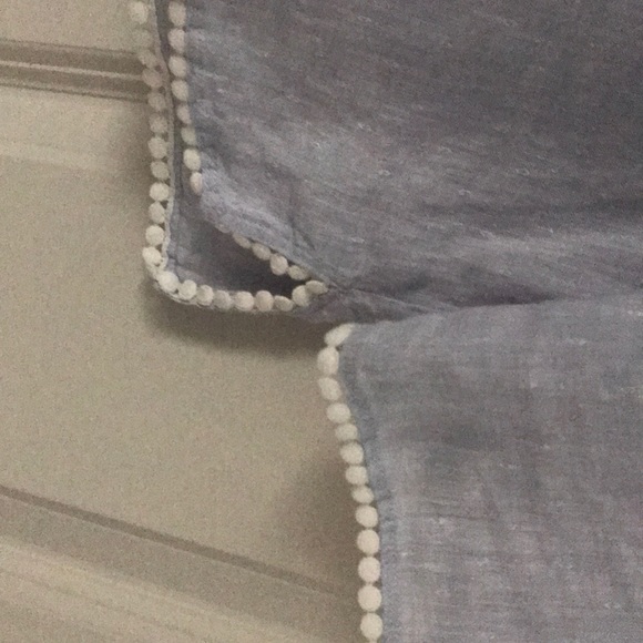 Zara - BASIC linen blouse w/ trim. - Picture 4 of 4